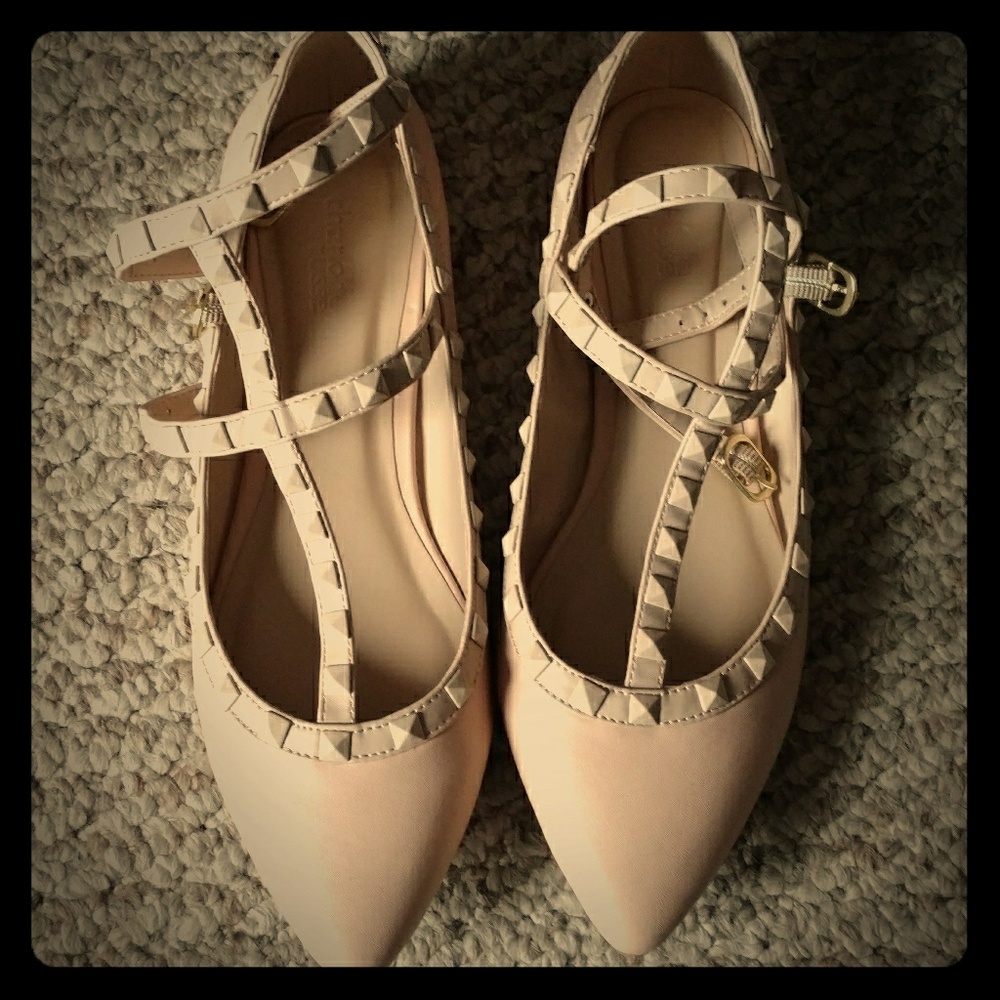 New Strappy Nude Flats